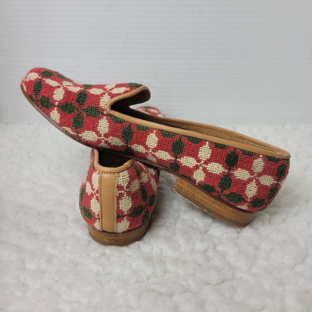 Floral Patterned Loafers - Picture 6 of 11
